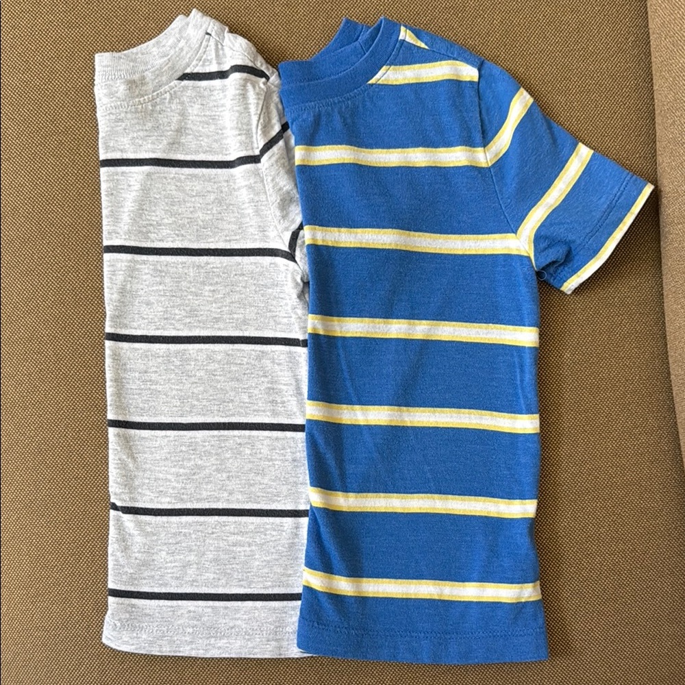 Old Navy Striped Kids T-Shirts - Blue and Gray Size 4T
